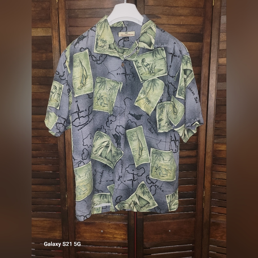 Men's Tommy Bahamma Medium 100% Silk Shirt with Front Left pocket